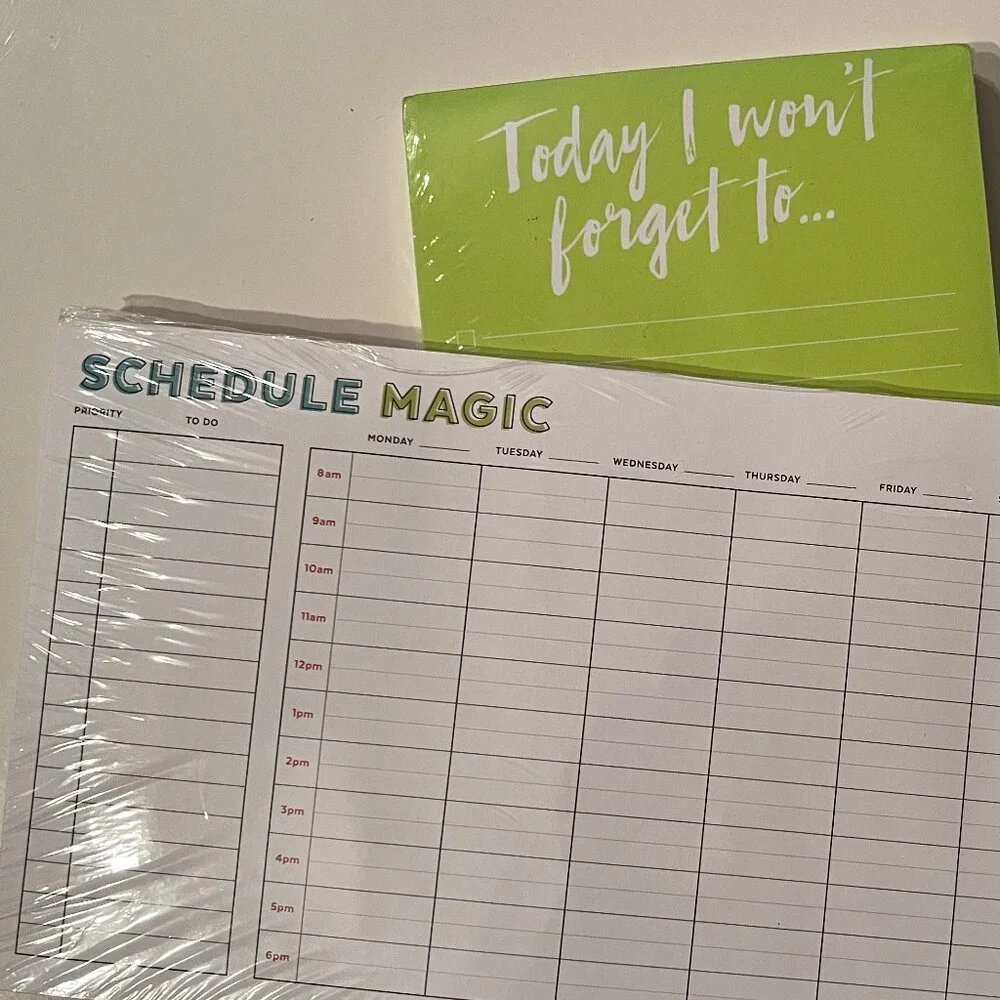 Gartner (green) notepads do