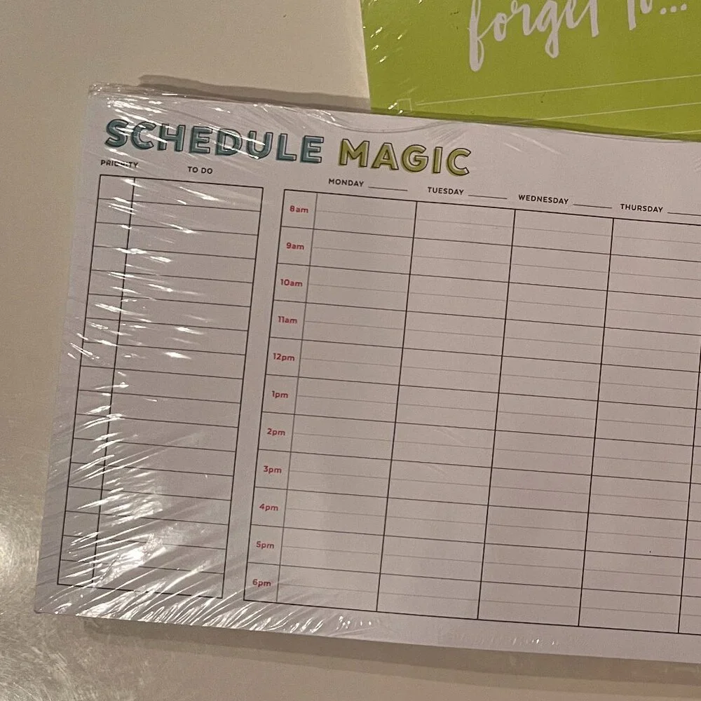 Gartner (green) notepads do