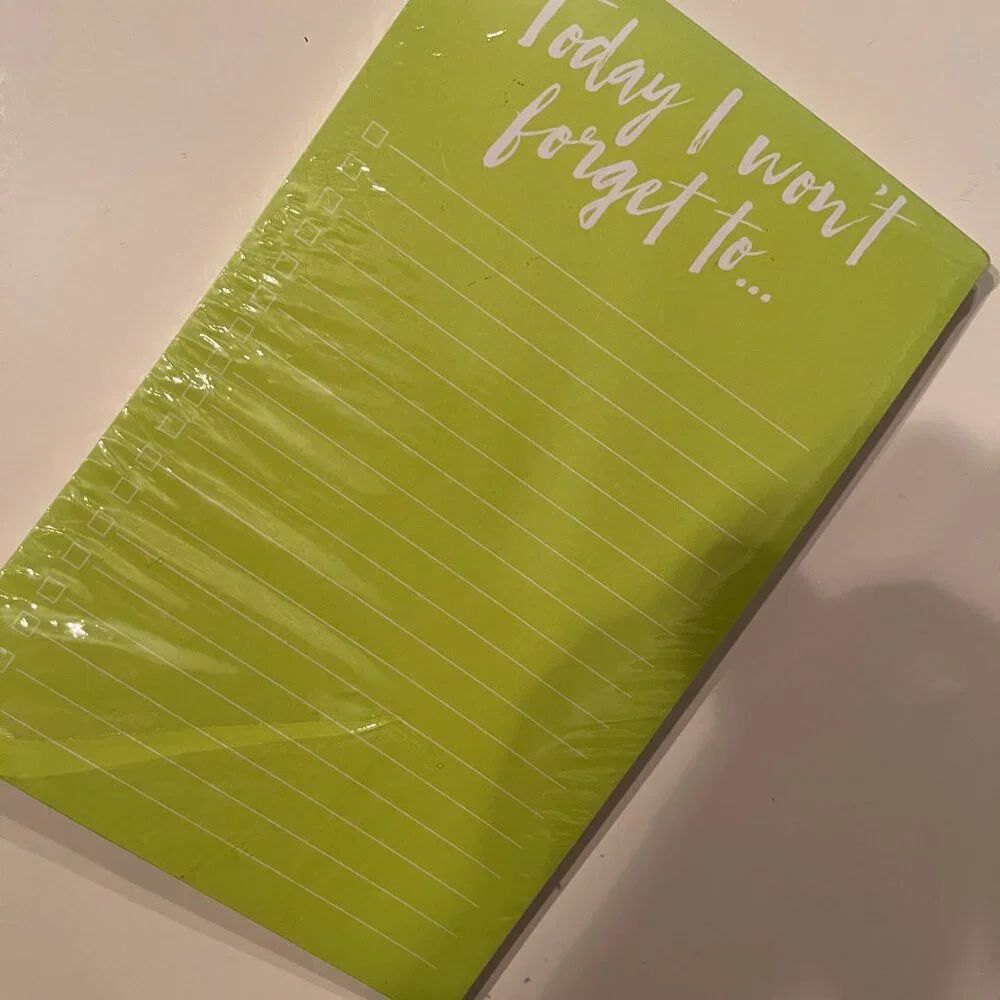 Gartner (green) notepads do