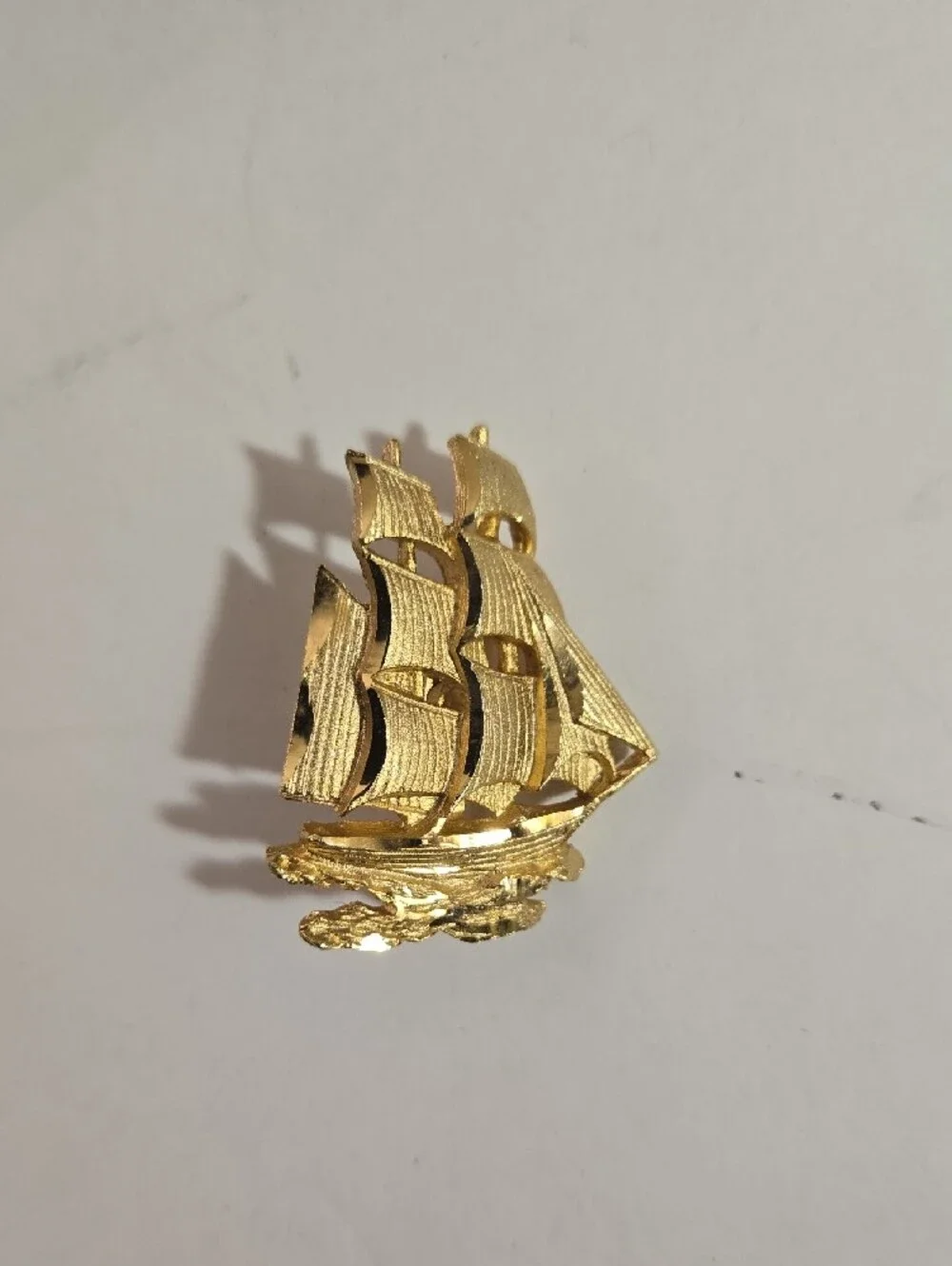 N/A gold tone