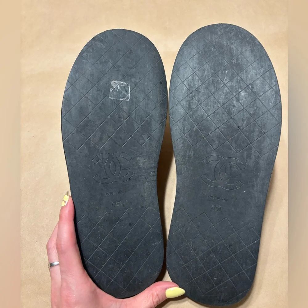 CHANEL size 38