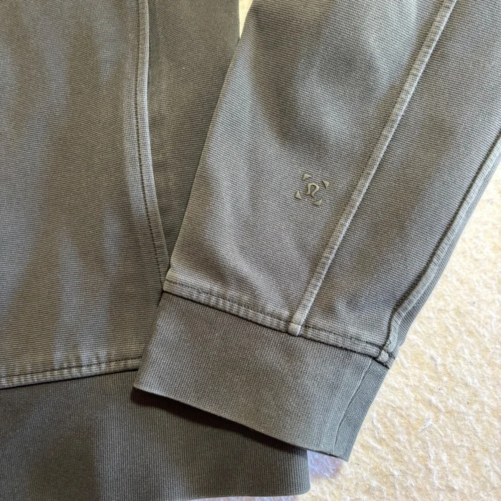 lululemon athletica style track