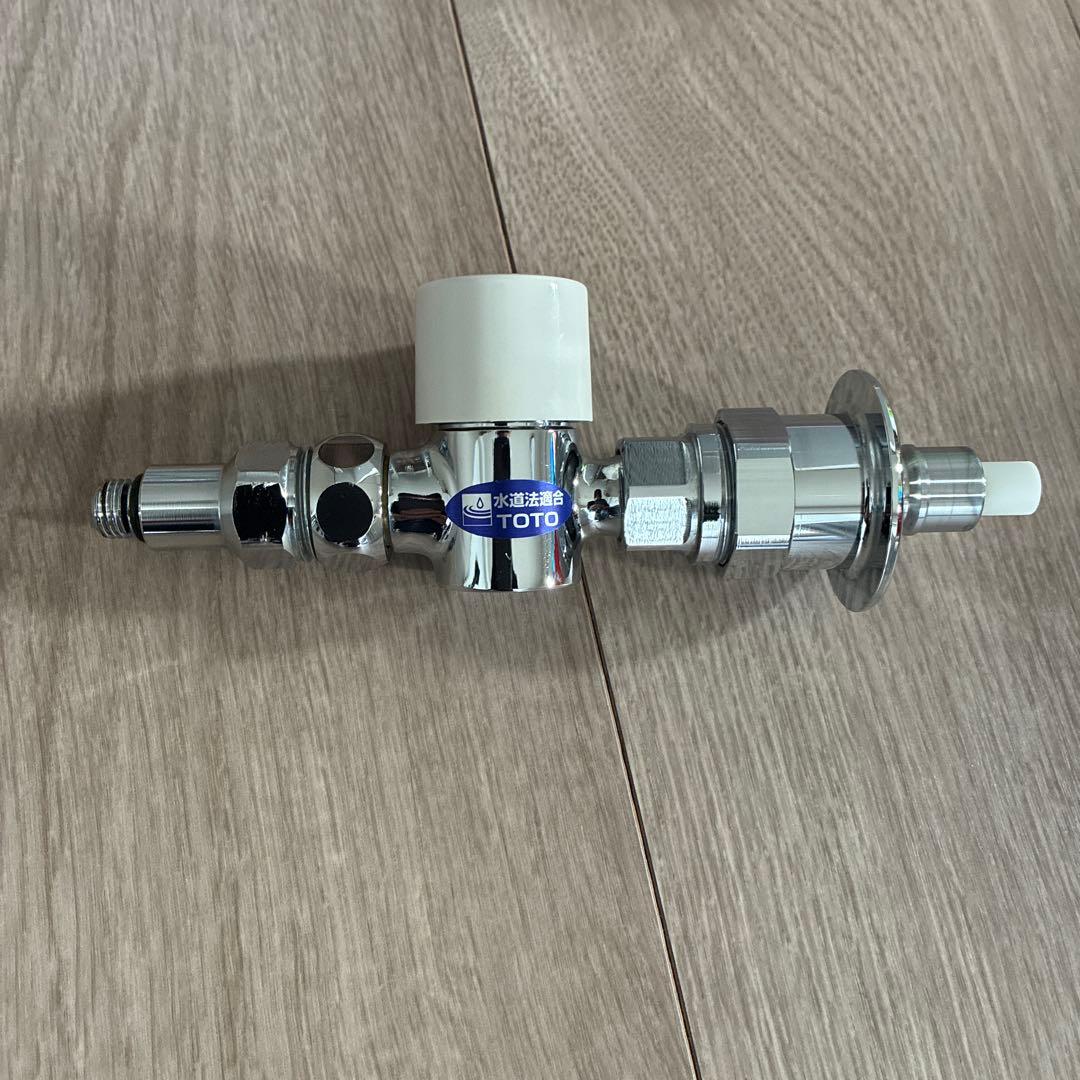 TOTO Branch Faucet THF22R