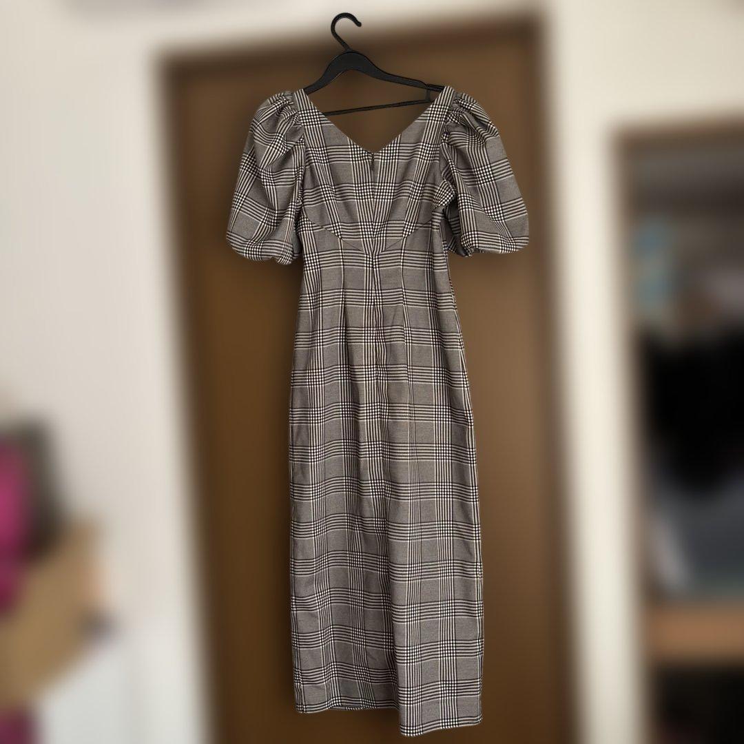 brand<br>her lip
